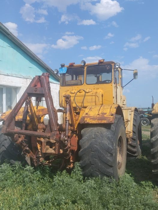 Продам кировец к701