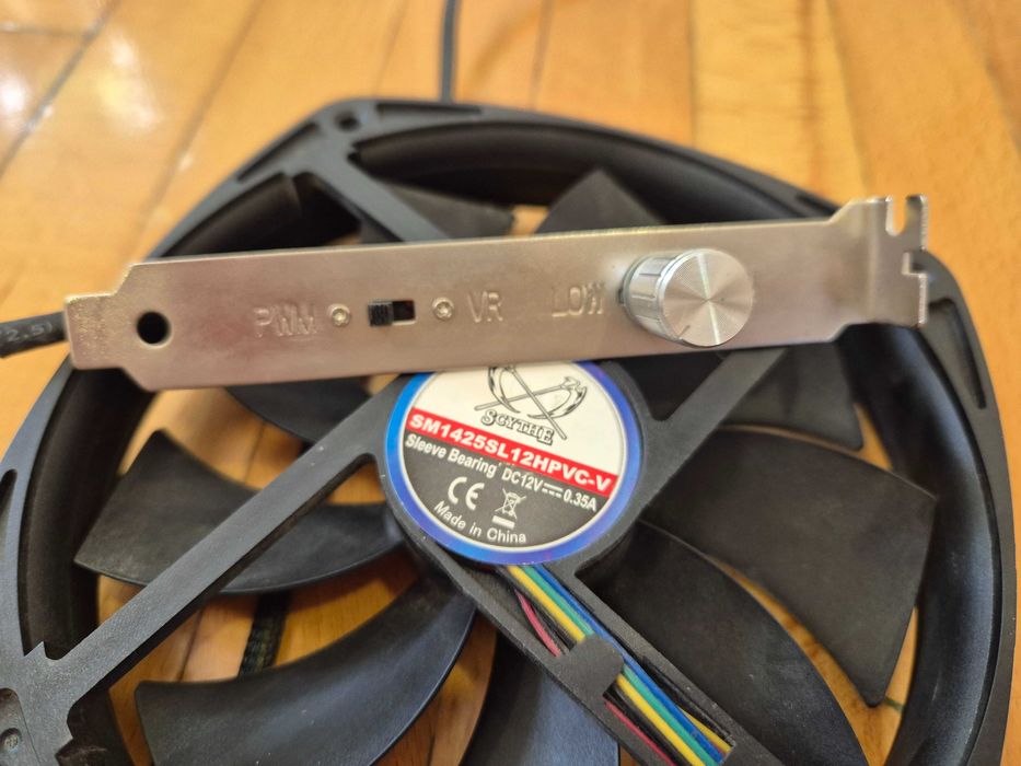 2x ventilatoare Scythe Slipstream 140mm PWM+VR (potentiometru)