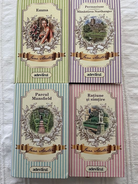 Vând mai multe carti