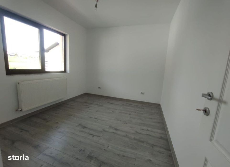 Casa 4 camere Miroslava , 94 metri Cod:154281