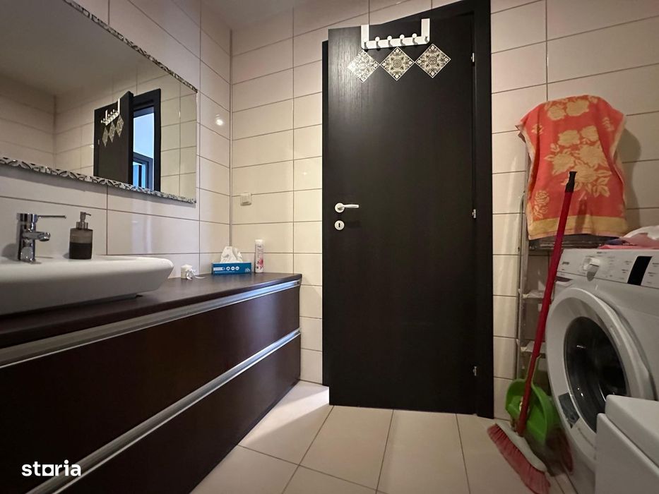 Apartament generos 2 camere Cosmopolis