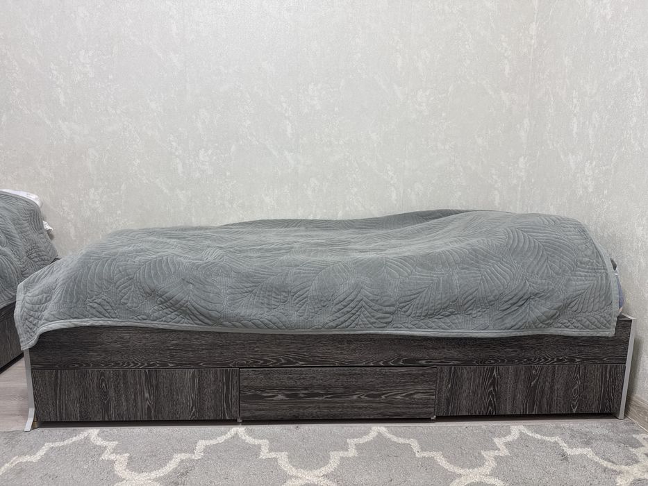 Кровать состояние отличное