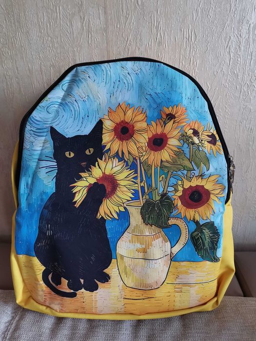 Голяма чанта с дълга дръжка, раница с арт принт и други