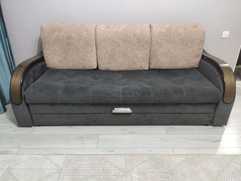 Продам диван в хорошем состоянии