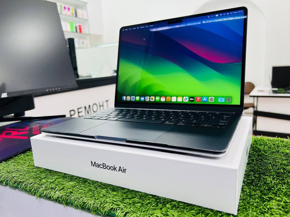 MacBook AIR M3 8/256GB