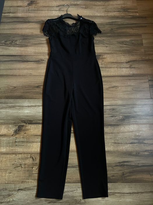 Salopeta eleganta cu dantela