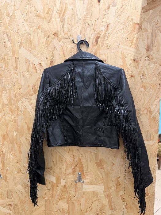 Дамско кожено яке