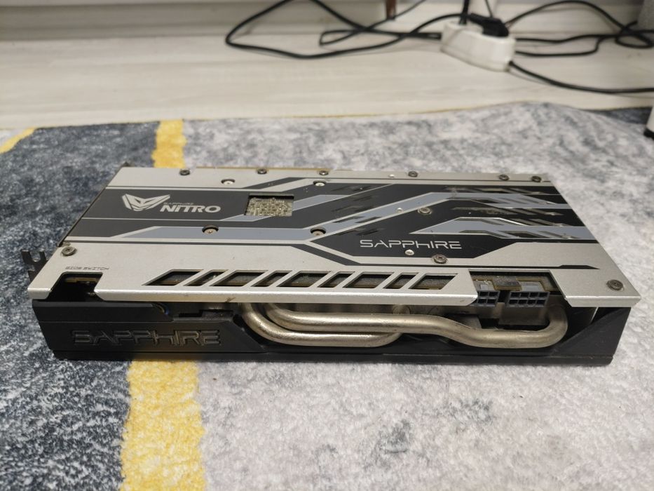 RX 570 sapphire nitro+ 4GB GDDR5 merge si la schimb