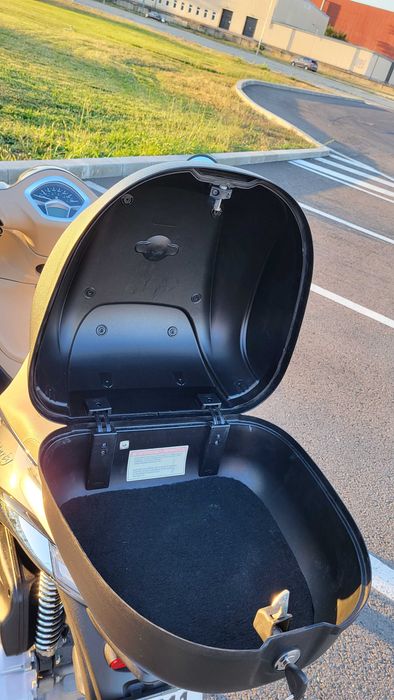 Piaggio Liberty 150cc, accesorizat