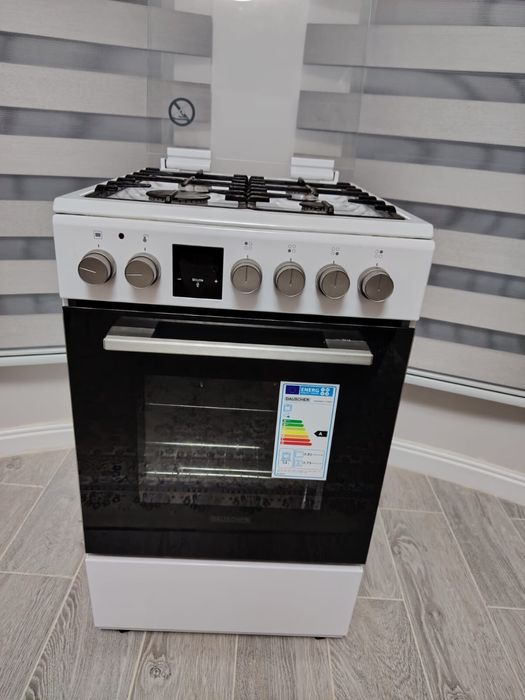 Продам газ плиту