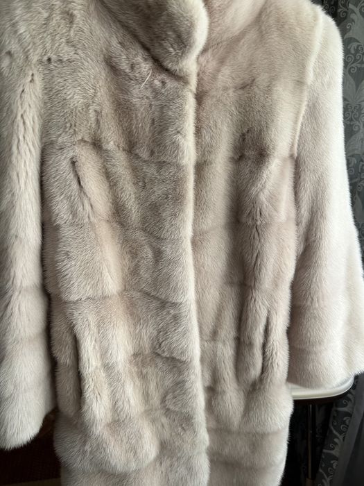 Продам норковую шубу