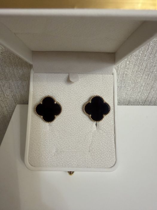 Золотые серьги 585 пробы