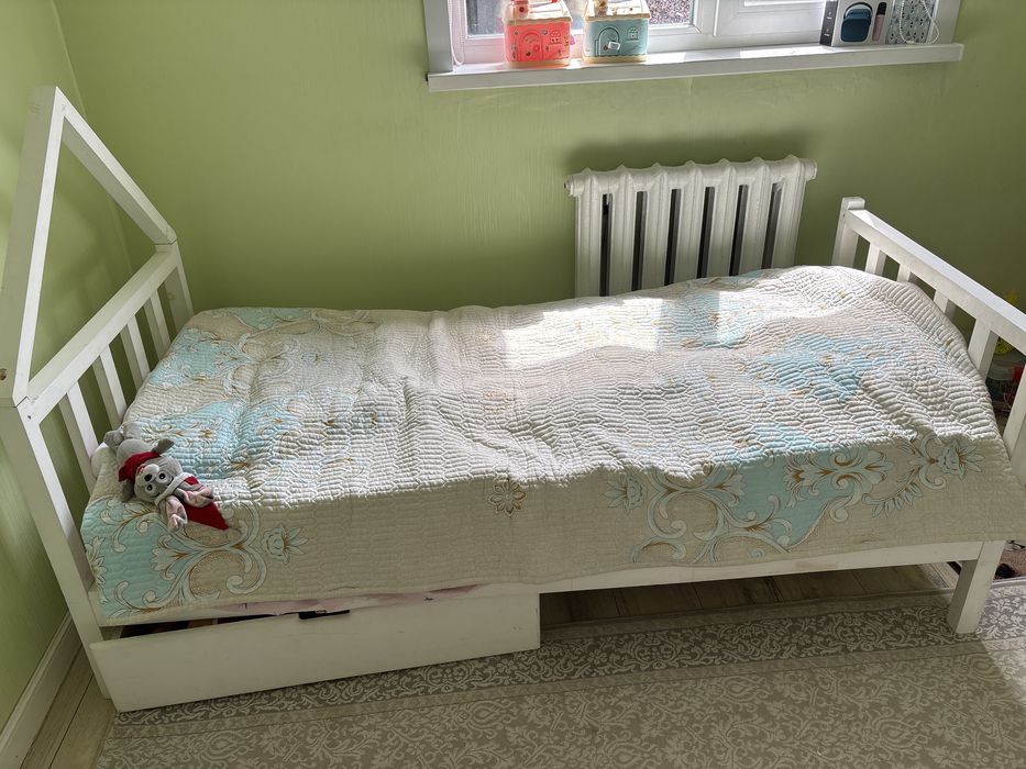 Пролам детскую кровать