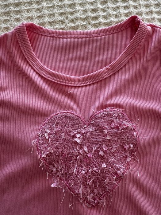 Продам костюмчик на девочку