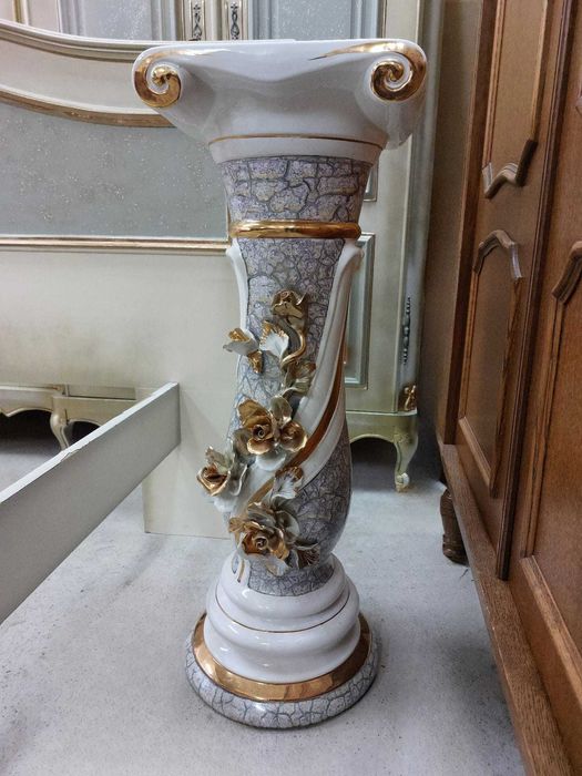 Великолепен комплект спалня в стил "ЛУИ XV"