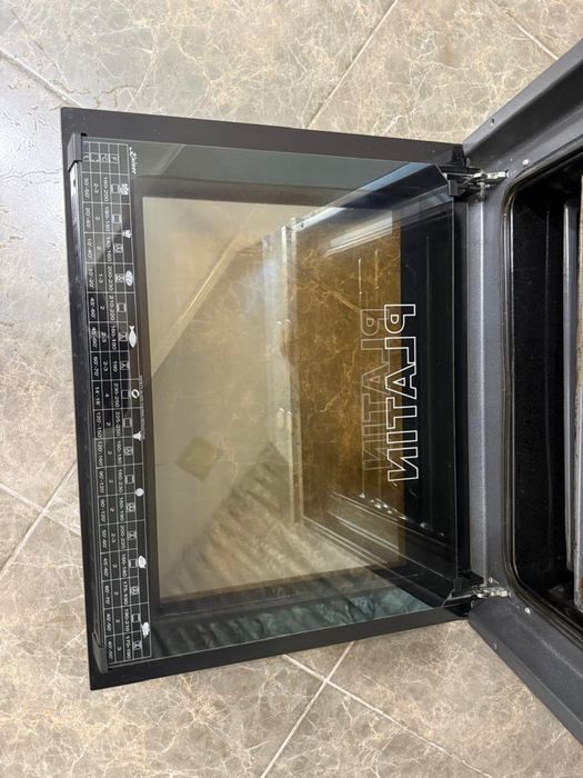 Духовой шкаф.