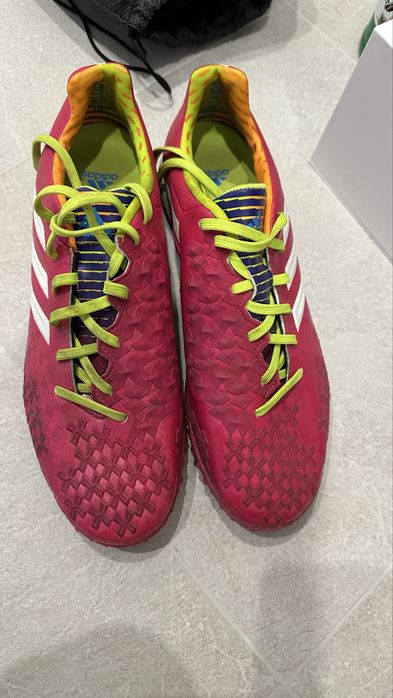 Сороконожки для футбола Adidas Predator размер 42,5