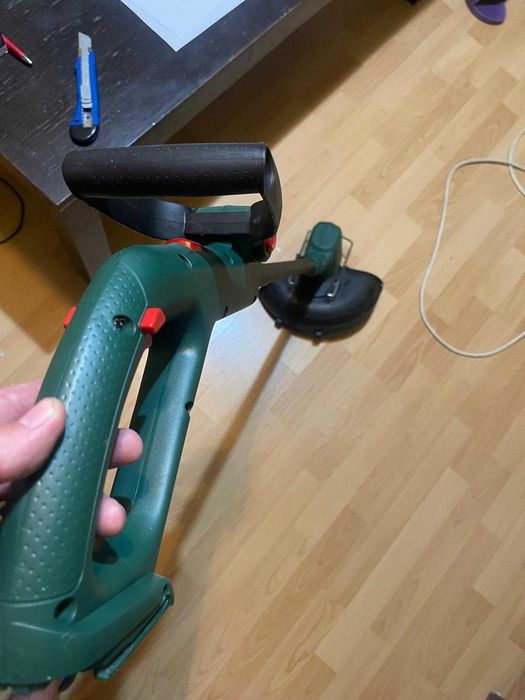 Motocoasa Bosch EasyGrassCut 18V-230 (fara acumulator)