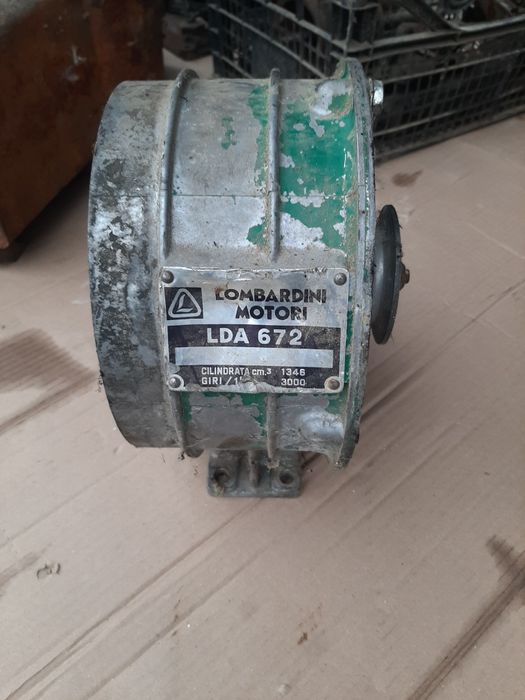 Dezmembrez tractoras valpadana ebro motor lombardini  lda 672