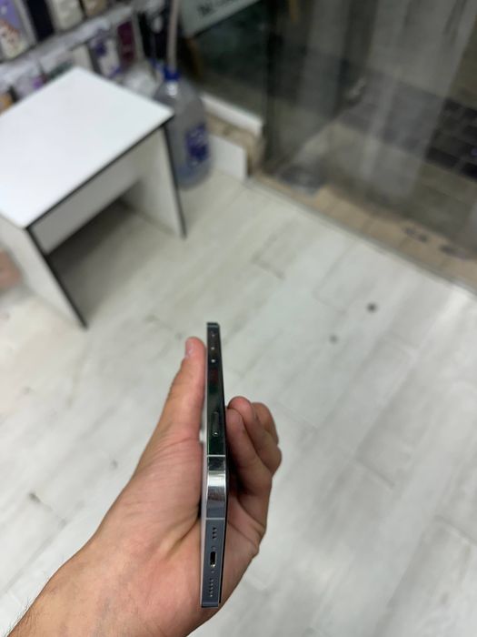 Iphone 12 pro ekran almawgan