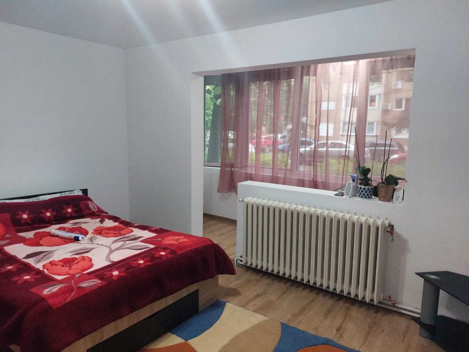 Apartament  o camere de inchiriat