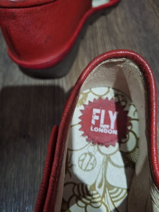 Sandale Fly London