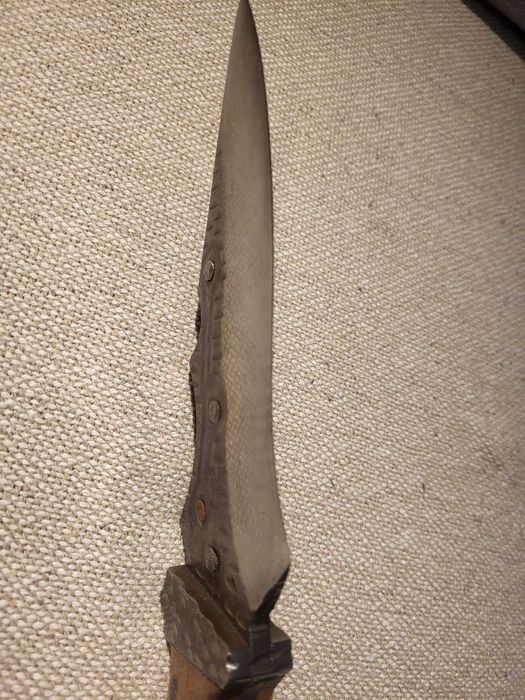 Cutit vanatoare lucrat manual, unicat, foaie arc, maner lemn