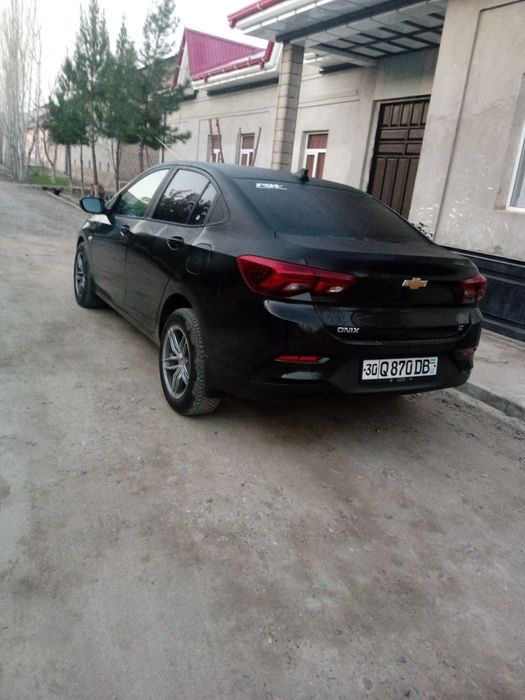 Sroshni sotiladi pul kerak Onix  LT3