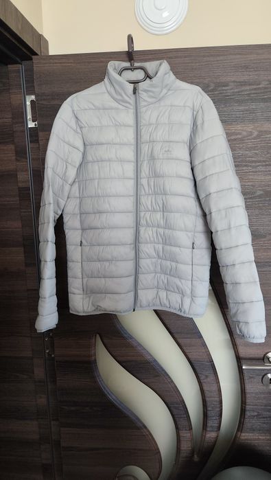 Зимни мъжки якета reserved, bershka