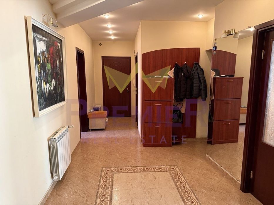 Продава се Многостаен апартамент в Пловдив, Център - 150 кв.м за 3100 €/кв.м - Снимка #3
