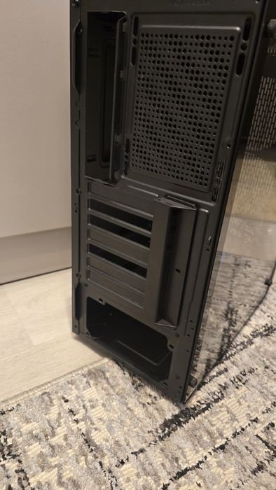 Carcasa pc -Pccooler-atx