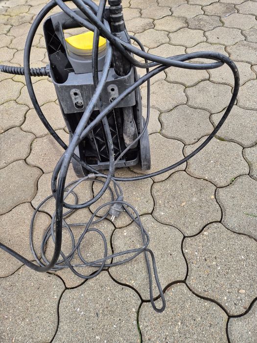 Aparat de spălat cu presiune karcher 520M