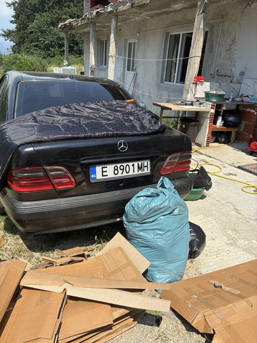 Продавам мерцедес e320 cdi OM 613