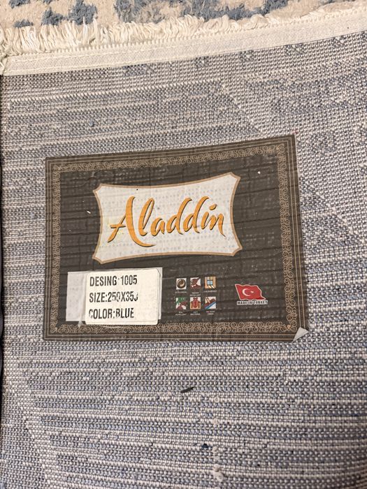 Продам ковер в хорошем состоянии