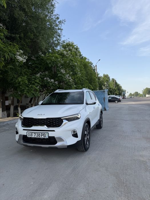 KIA sonet 2025 3 pozitsya