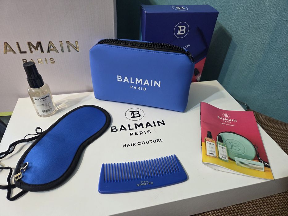 Лимитирана серия на Balmain Paris Hair Couture чанта (несесер) за коса