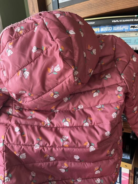 Ски панталон, грейка Champion и розово яке Sfera - 4-5 години