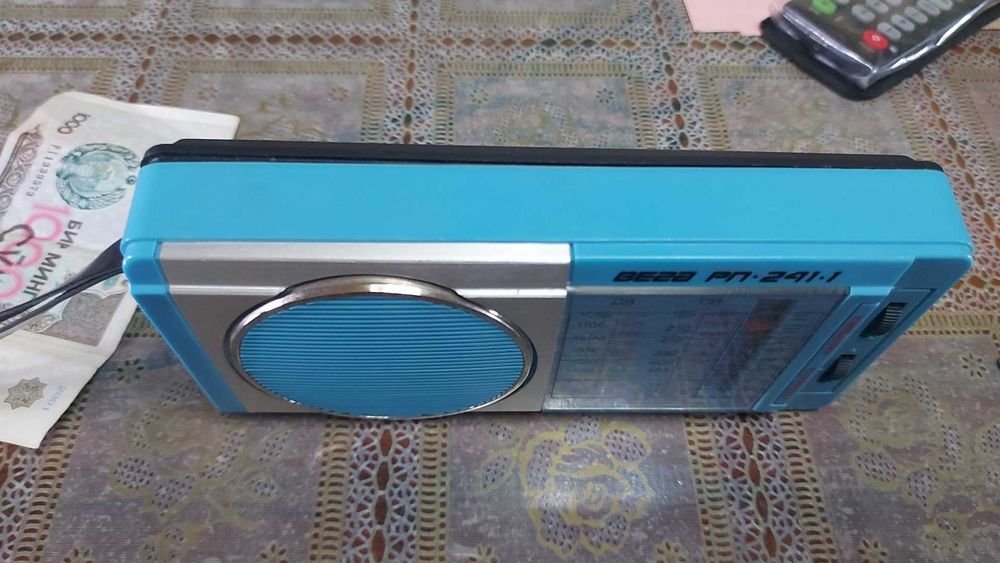 Продается радио советский