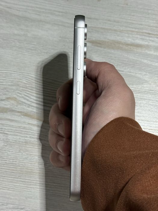 продается samsung s 23 fe