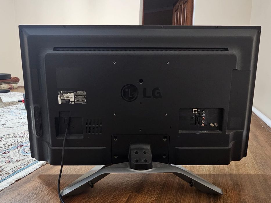 Телевизор компаний LG