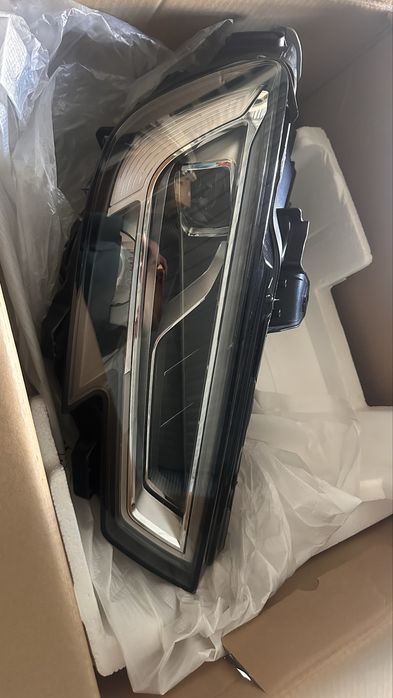 Far LED dreapta Audi A3 8V complet 8V0941036A