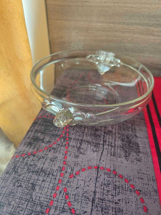 Стъклени и кристални фруктиери