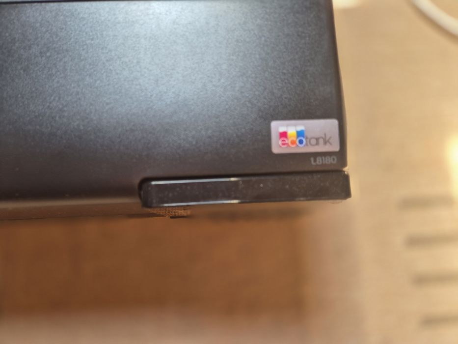 Принтер/скенер/копир Epson EcoTank L8180 A3+  комплект хартия