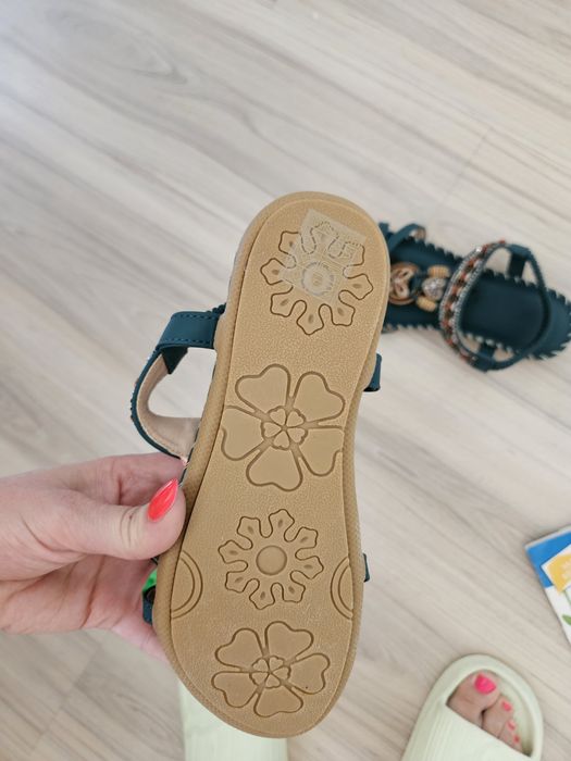 Дамски сандали кожа