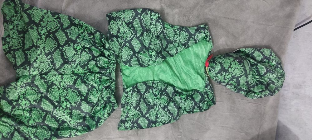 Продам новогодние костюмы.