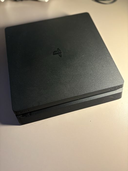 PS 4 slim, плейстейшен