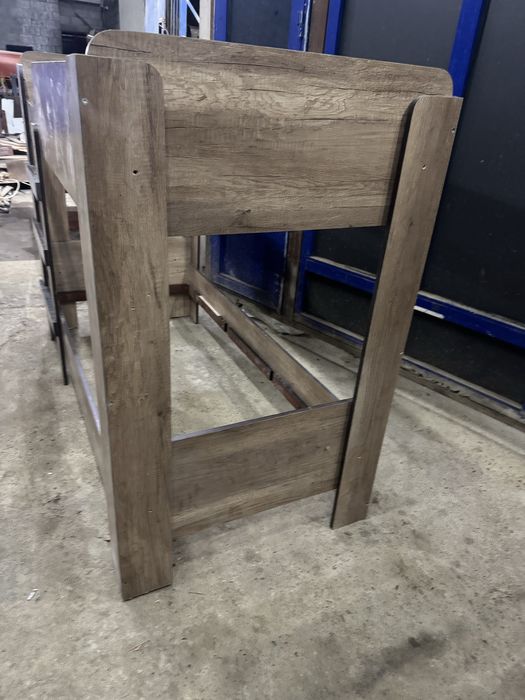 Дитиски кроватлар сотилади