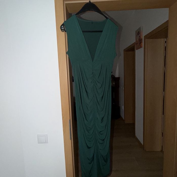 Vand rochie de ocazie