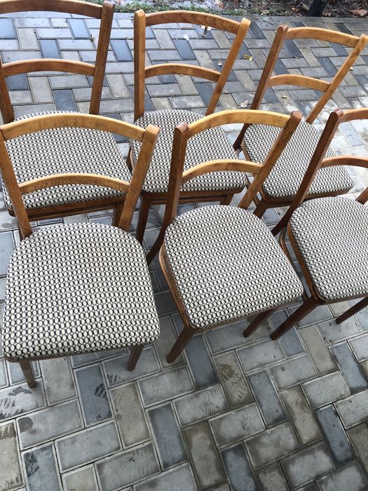 Стулья 6 штук все за 30000