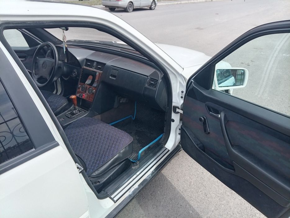 Продам Мерс С 180